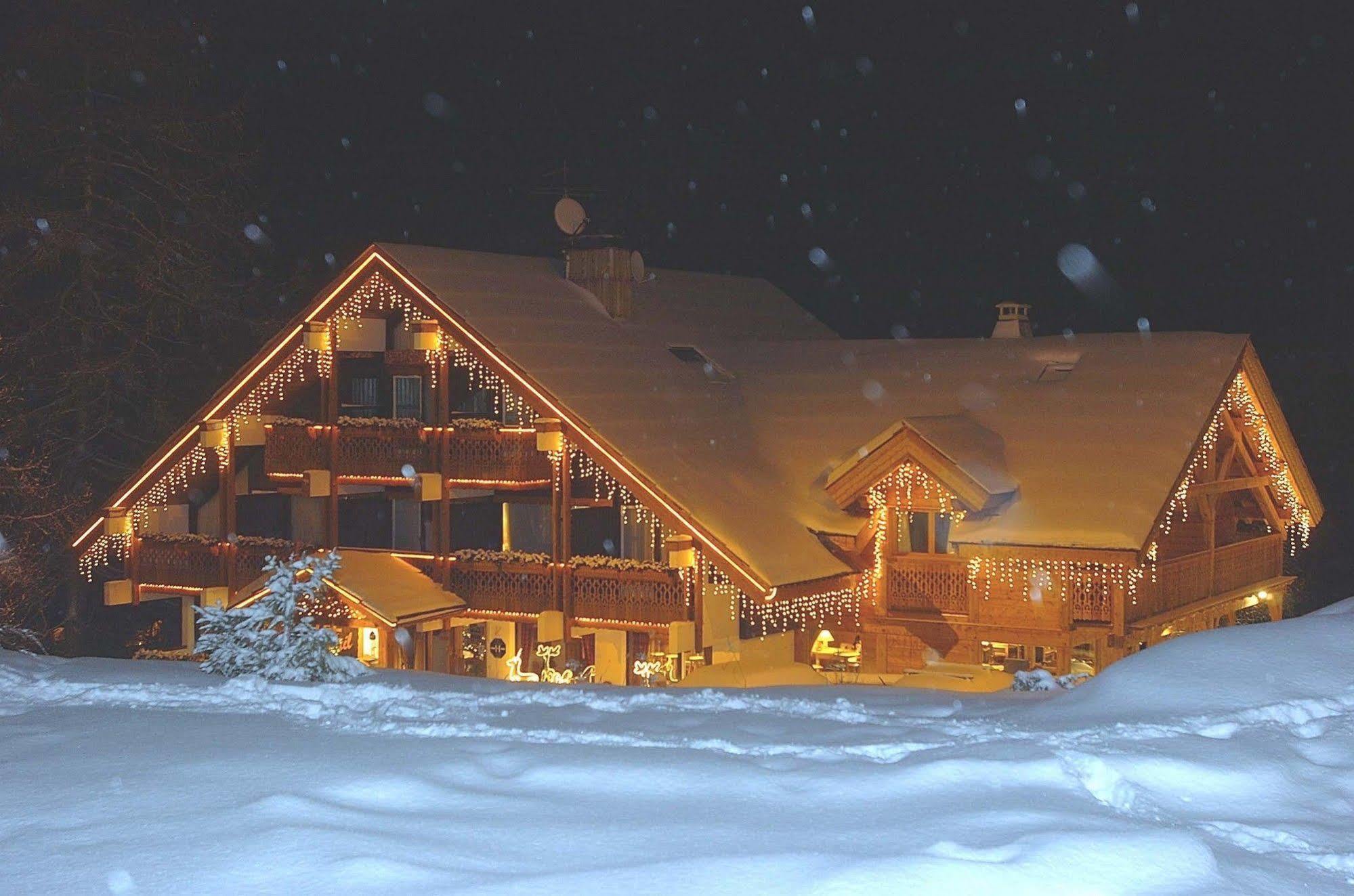Ecureuil 3* Vars (Hautes-Alpes)
