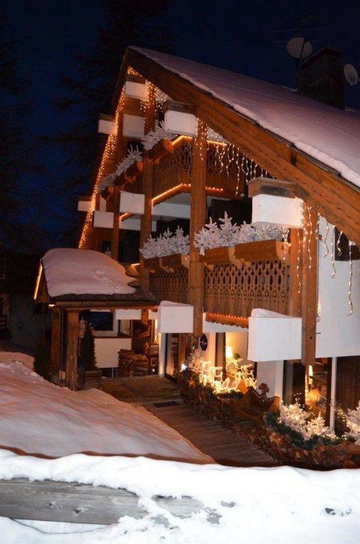 Hotel Ecureuil 3*