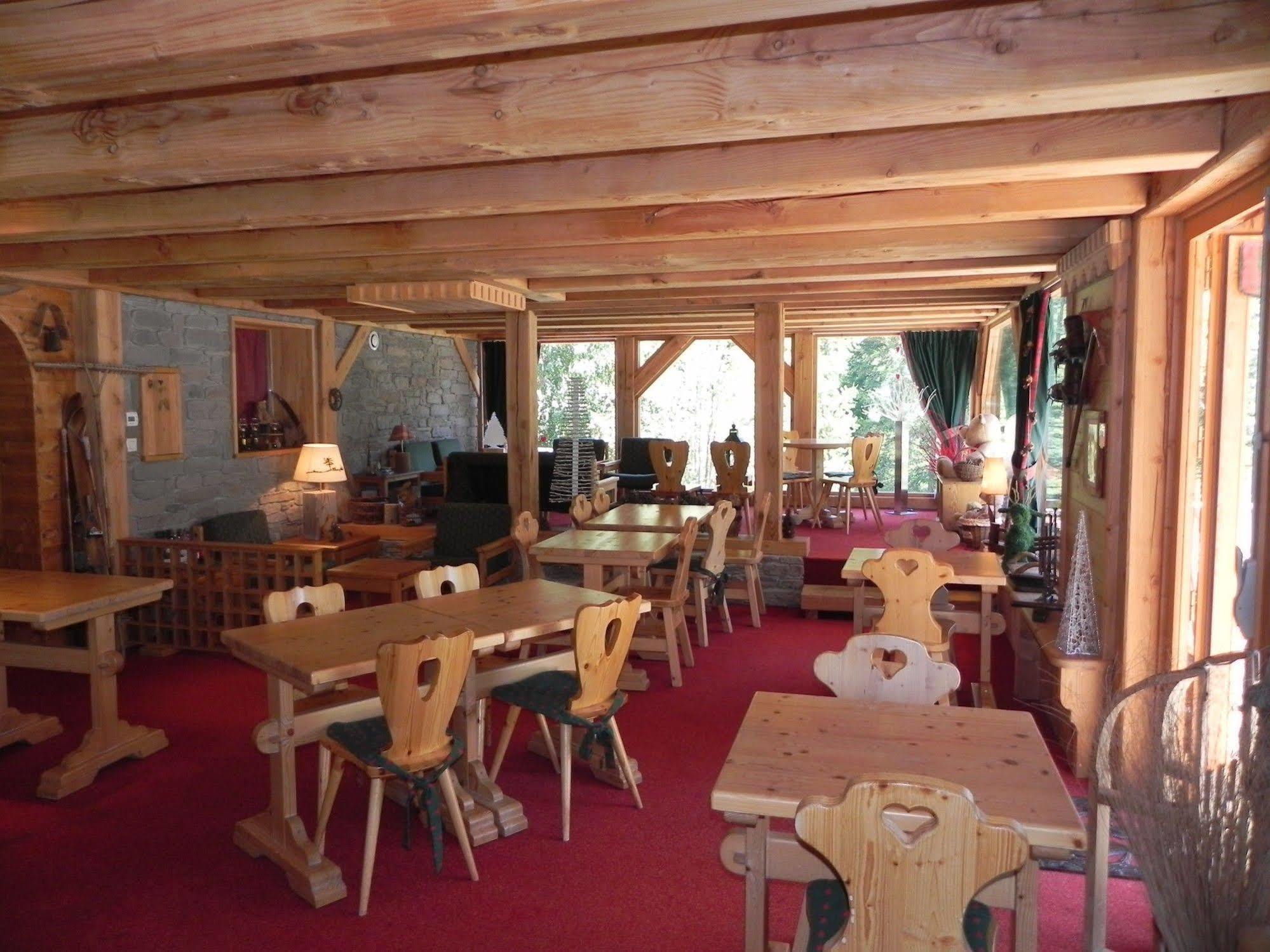 Ecureuil Hotel 3*